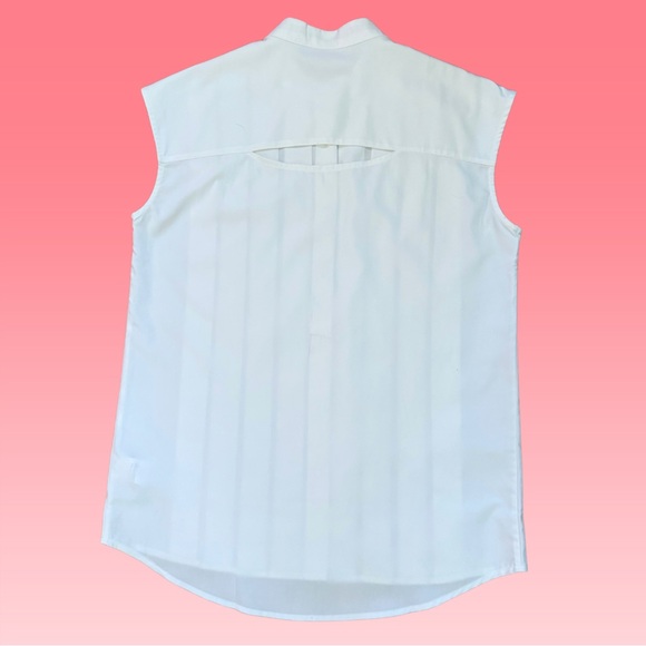 Tuxedo Pleated Oversized Drop Shoulder Key Hole Back Sleek Chic Buttondown Top S - Picture 2 of 8